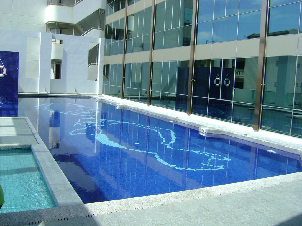 New Season Square Hotel Hat Yai Exteriör bild