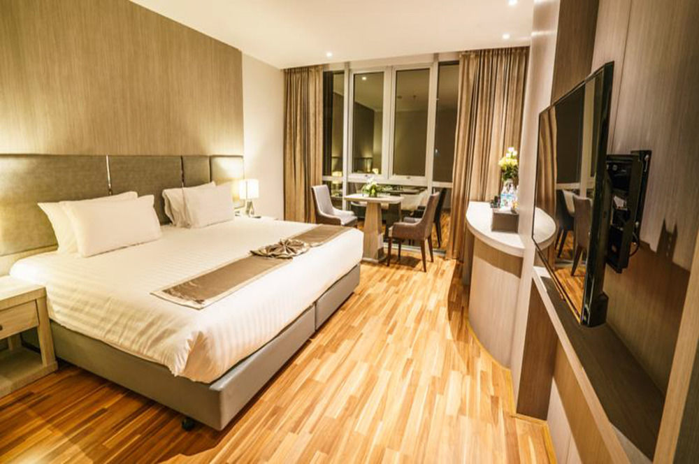 New Season Square Hotel Hat Yai Exteriör bild