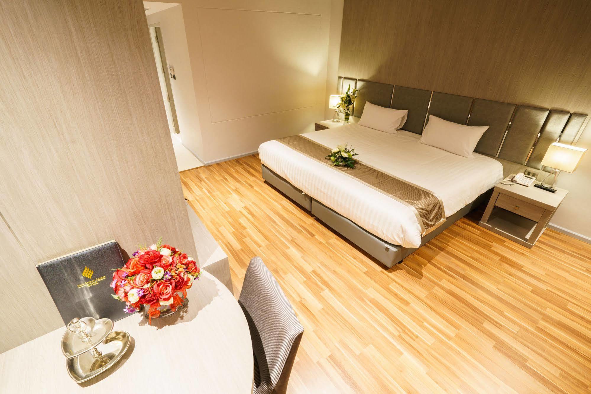 New Season Square Hotel Hat Yai Exteriör bild