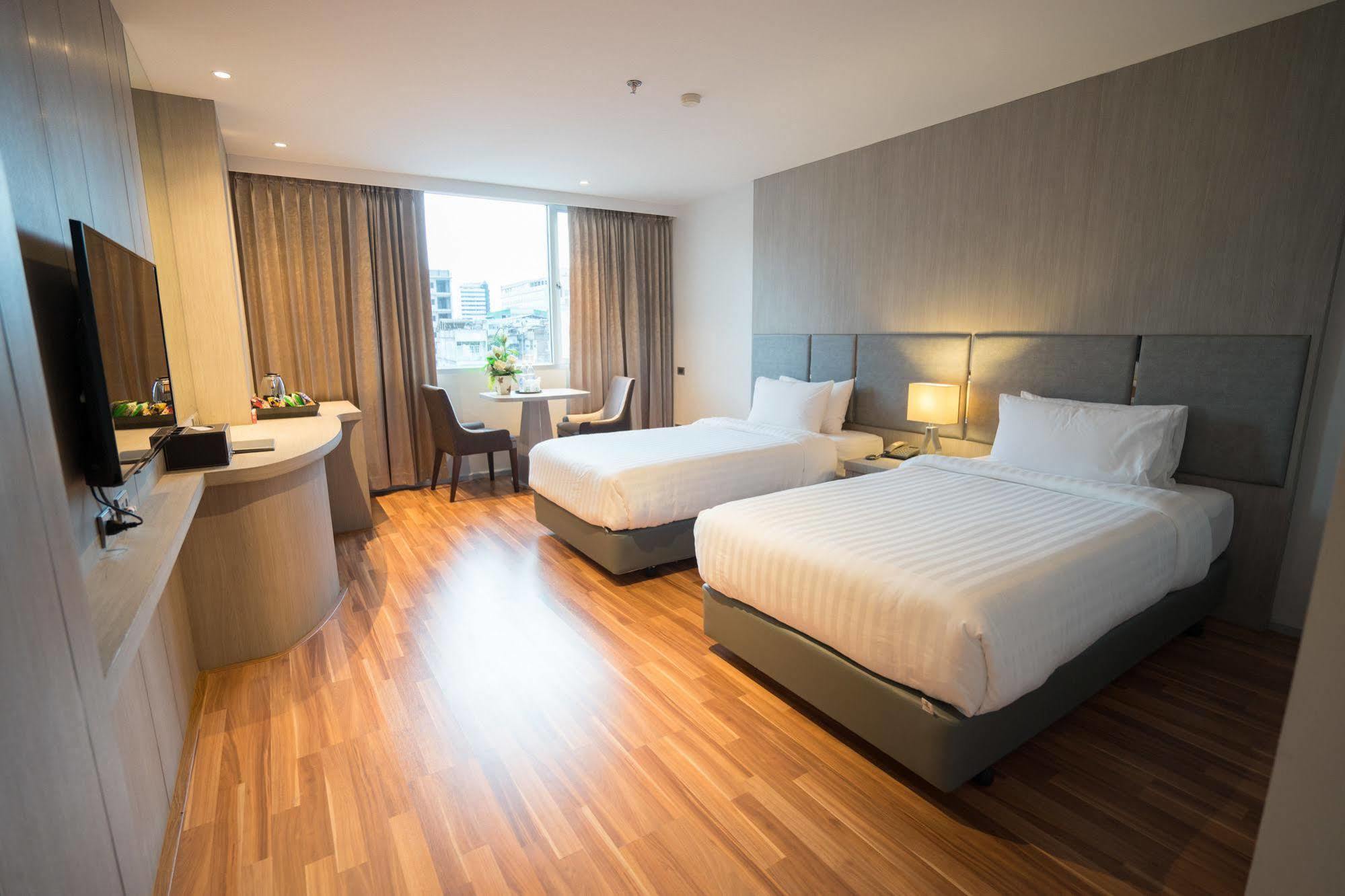 New Season Square Hotel Hat Yai Exteriör bild
